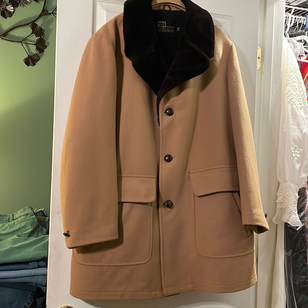 70’s Vintage ,tan, wool, faux fur lined coat size 44 reg